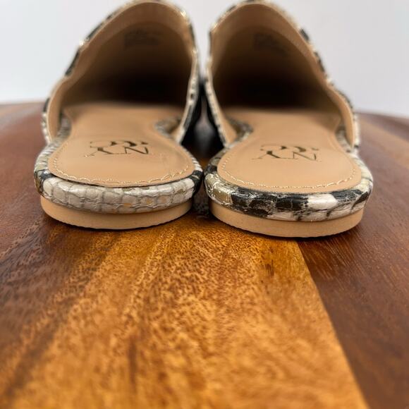 New York & Co Kate Flat Mule Snakeprint Ivory Womens Size 6.5 Flats Mules Shoes - Picture 7 of 16